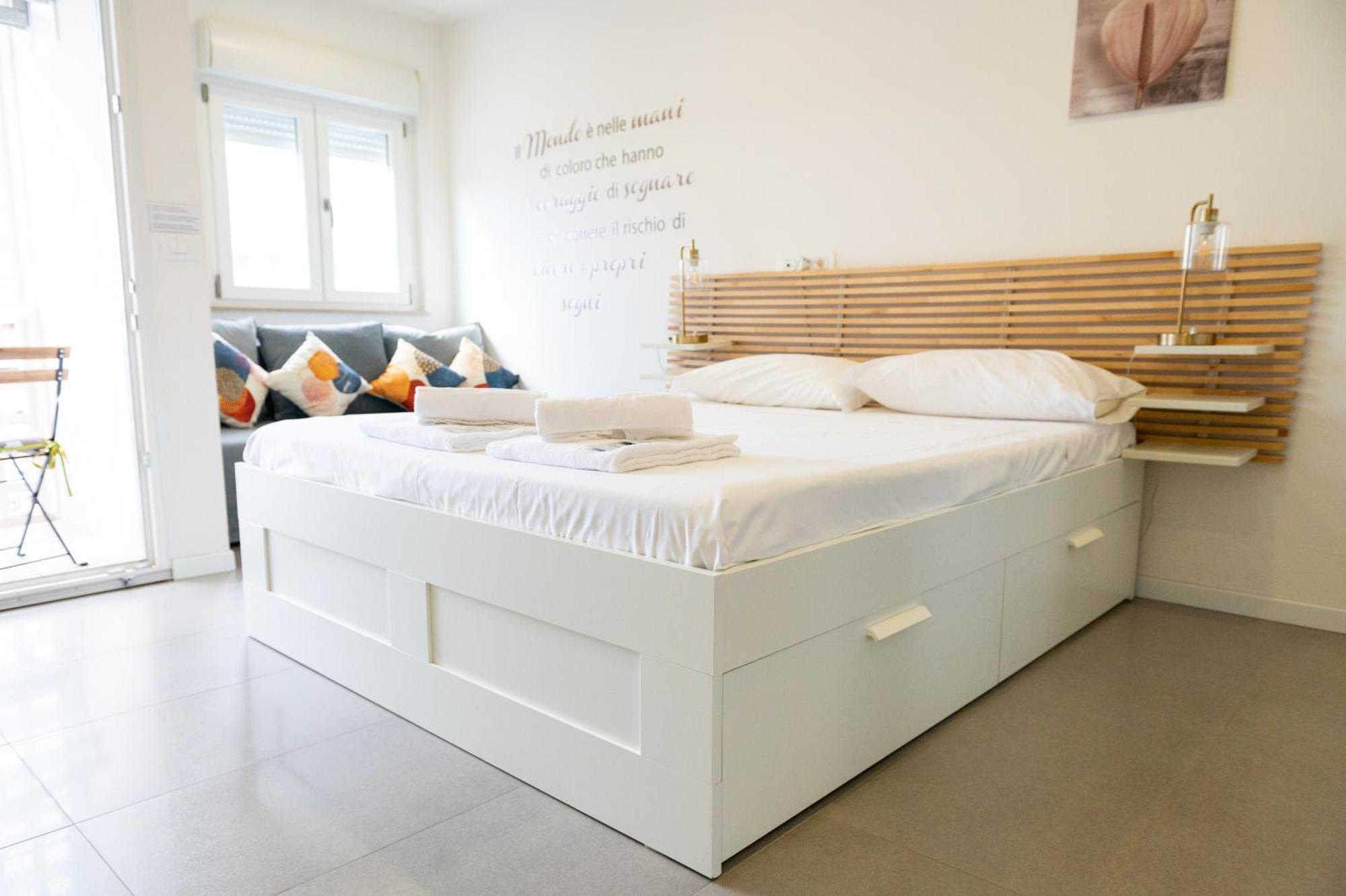 Monolocale Con Terrazza E Cucina Apartment Lignano Sabbiadoro Bagian luar foto