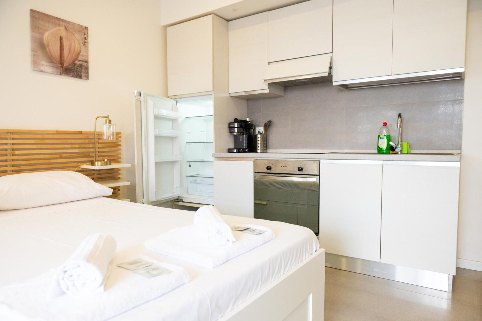 Monolocale Con Terrazza E Cucina Apartment Lignano Sabbiadoro Bagian luar foto