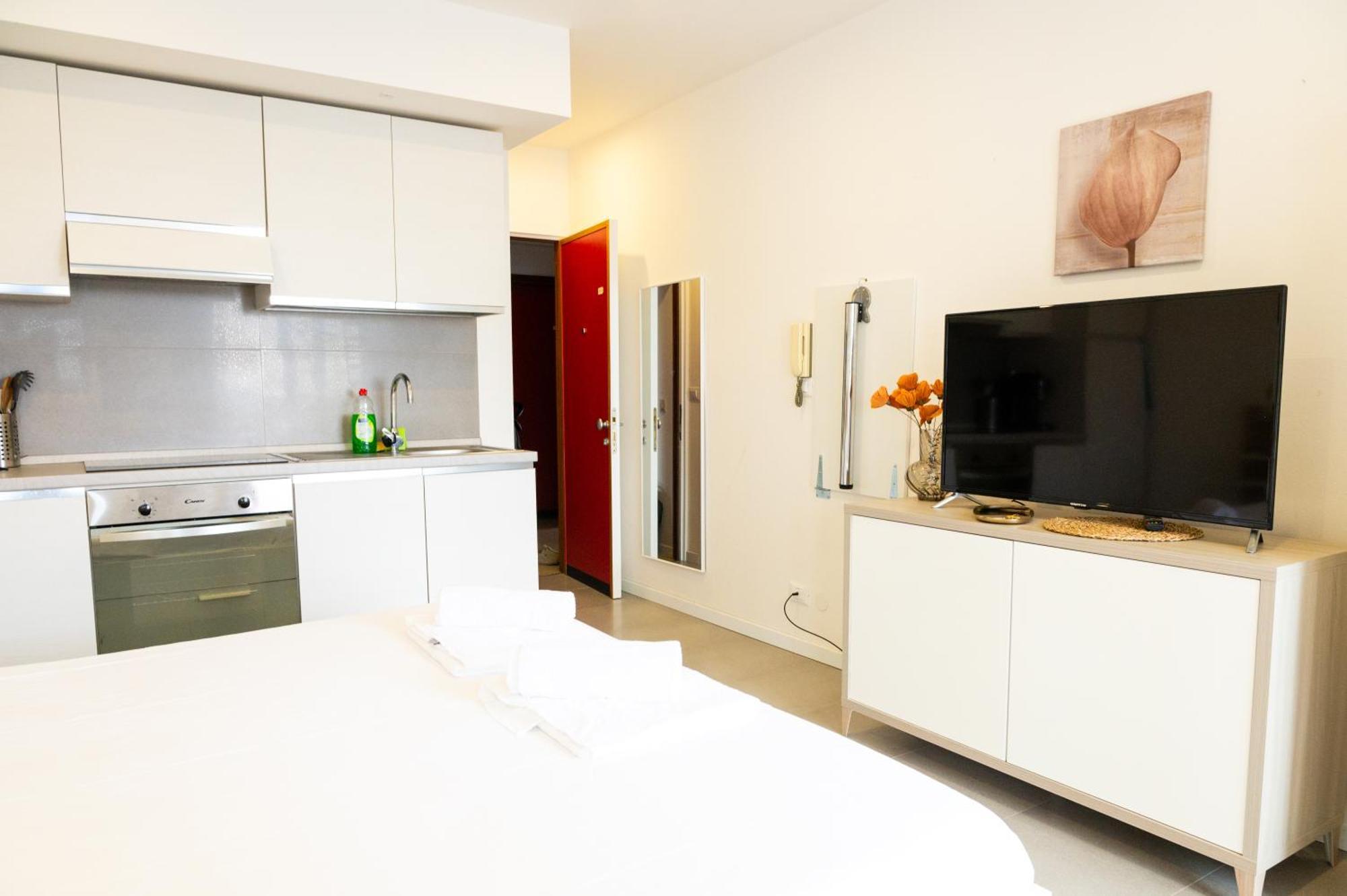 Monolocale Con Terrazza E Cucina Apartment Lignano Sabbiadoro Bagian luar foto
